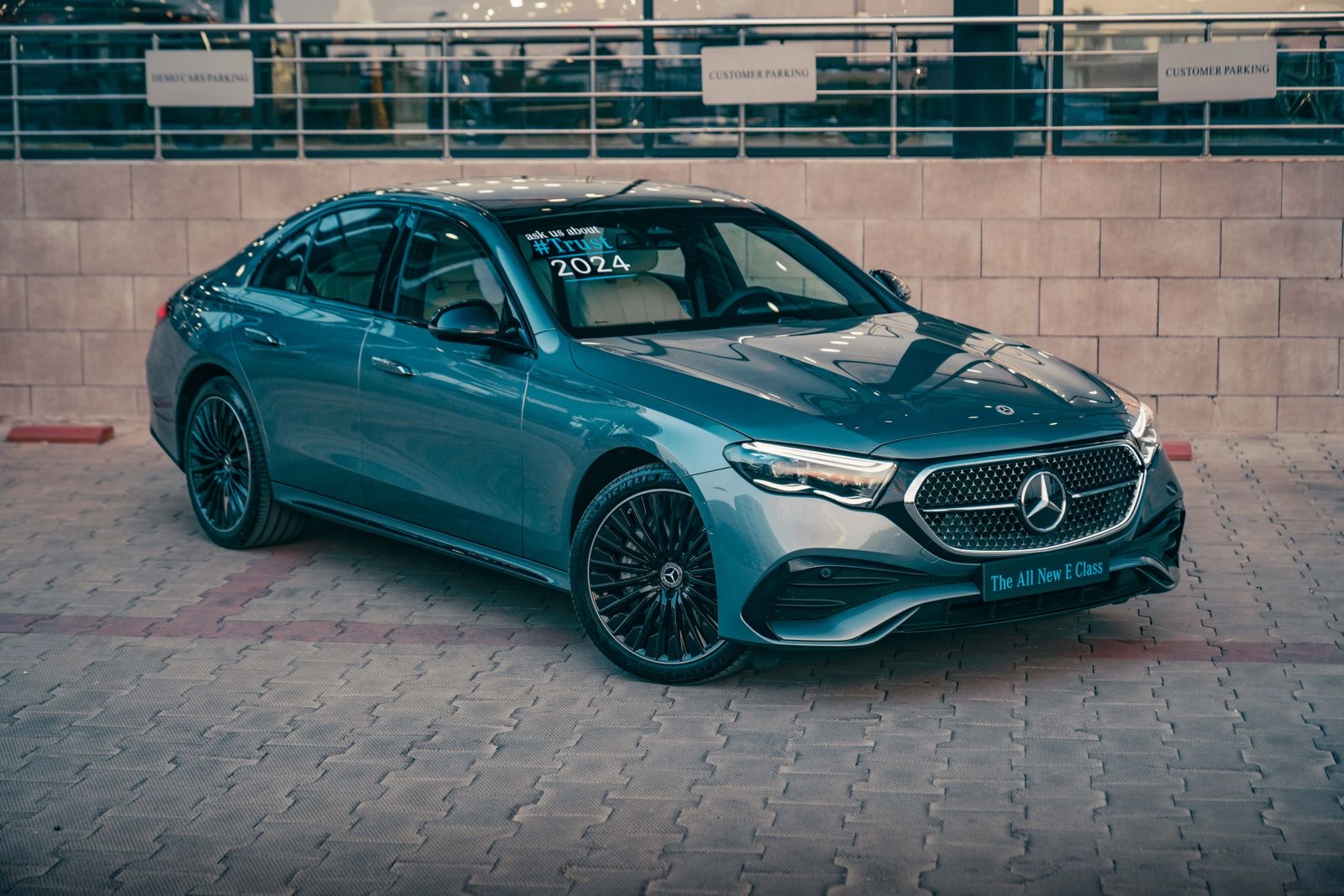 Mercedes-Benz E 200 · VIP